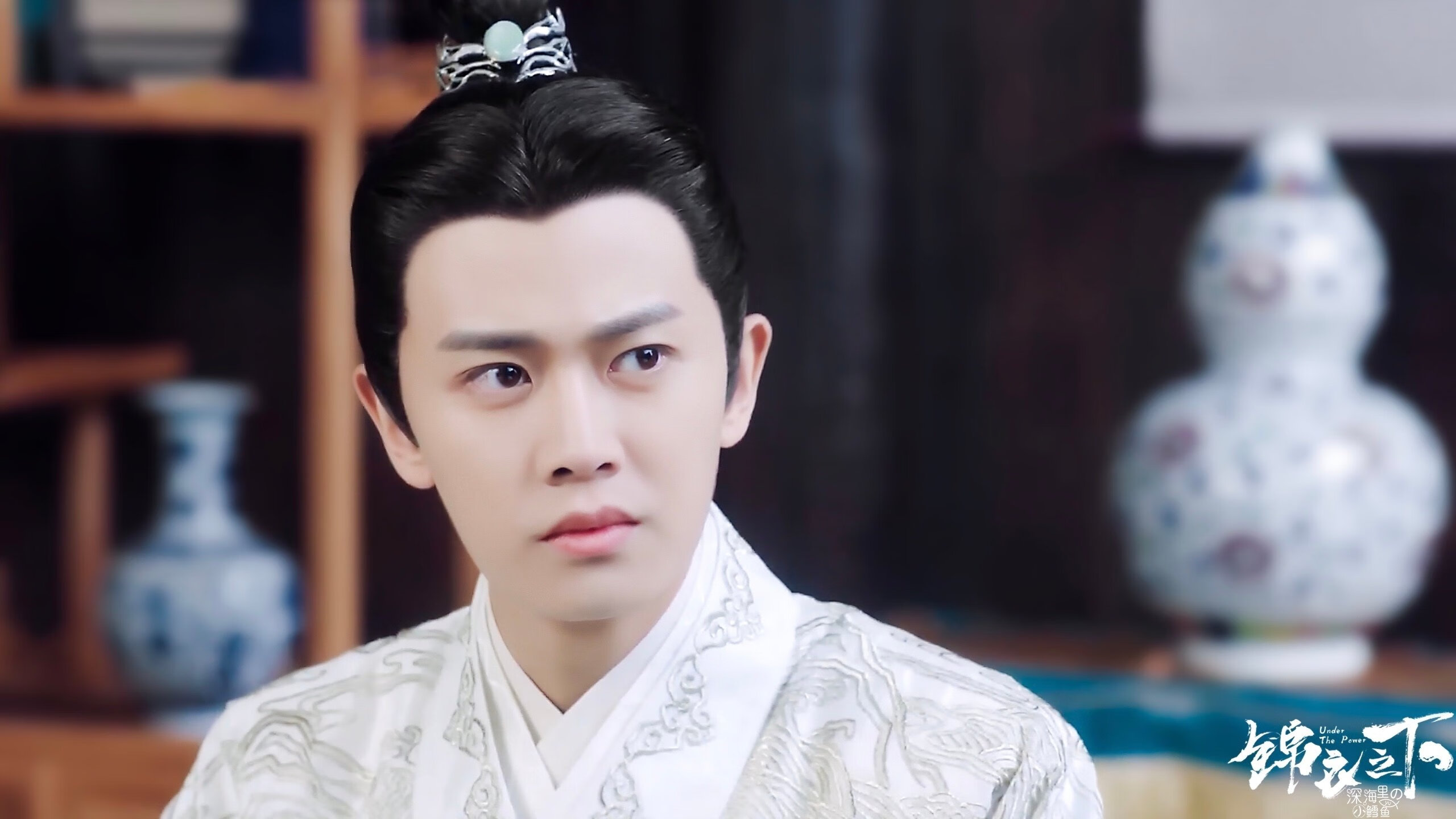 林丹推广课上亲自为小选手做热身,林丹训练视频